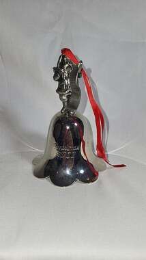 Wallace 2011 Christmas Silverplate Annual Santa Claus Bell Ornament